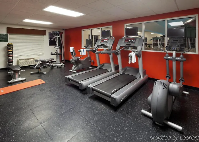 Express & - Airport East By Ihg Hotel Columbus